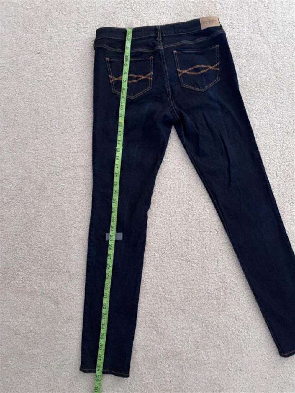 Abercrombie & Fitch Skinny Jeans Size 10R - Picture 3 of 5